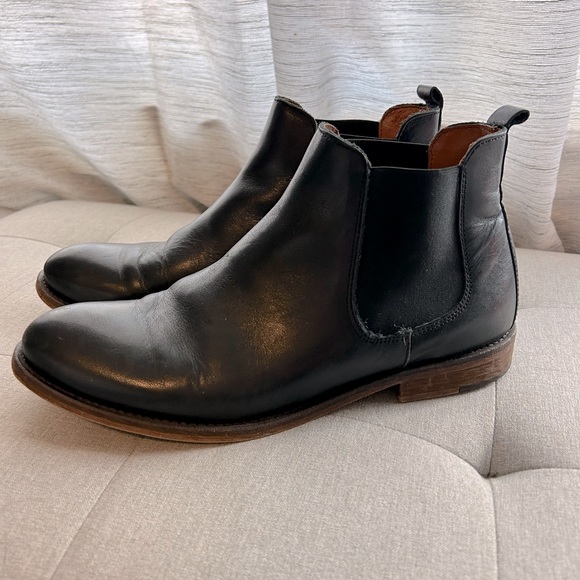 Wolverine Shoes - Wolverine 1883 Jean Chelsea Boot Women's Black Leather Ankle Booties